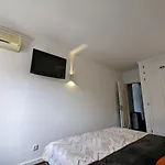 Vilafplaza By Johnvillas Lägenhet *