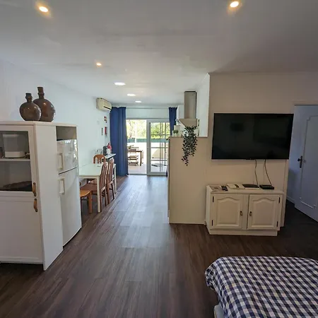 Vilafplaza By Johnvillas Apartament