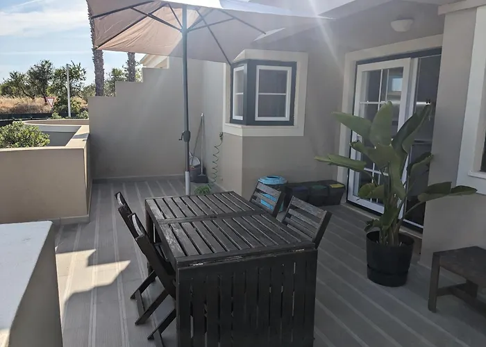 Vilafplaza By Johnvillas *